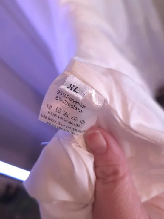 Lightweight White Tiered Maxi Dress - Picture 7 of 8